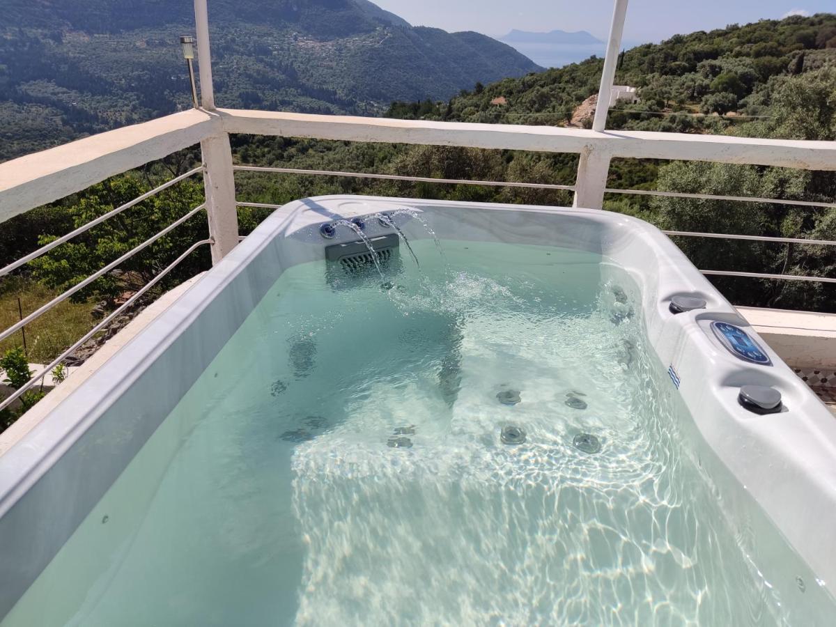 Stathis Guesthouse Fternon Exterior photo